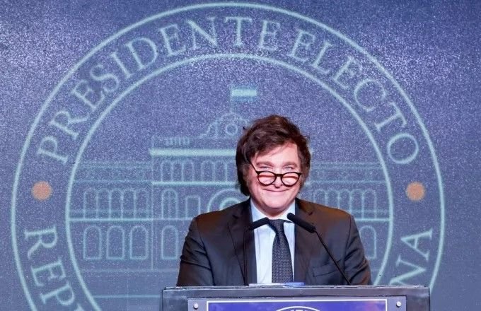 Νέες Σφοδρές Κατηγορίες από τον Μιλέι κατά του Λούλα: «Κλέφτης» και «Διεφθαρμένος» Ξανά ο Πρόεδρος της Βραζιλίας