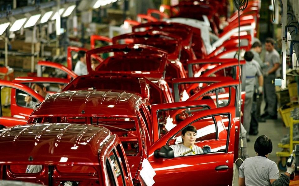 Ρουμανία: Dacia και⁠ Ford σταματούν την παραγωγή έως τις 19/8 εν μέσω κρίσης ενέργειας