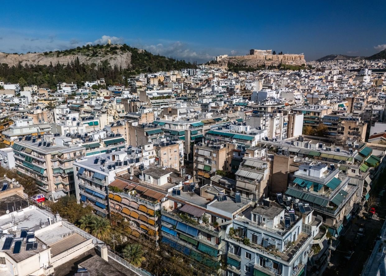 Άρση κατασχέσεων ακινήτων με μερική εξόφληση του χρέους: Τι λέει η ΠΟΜΙΔΑ – enikonomia.gr