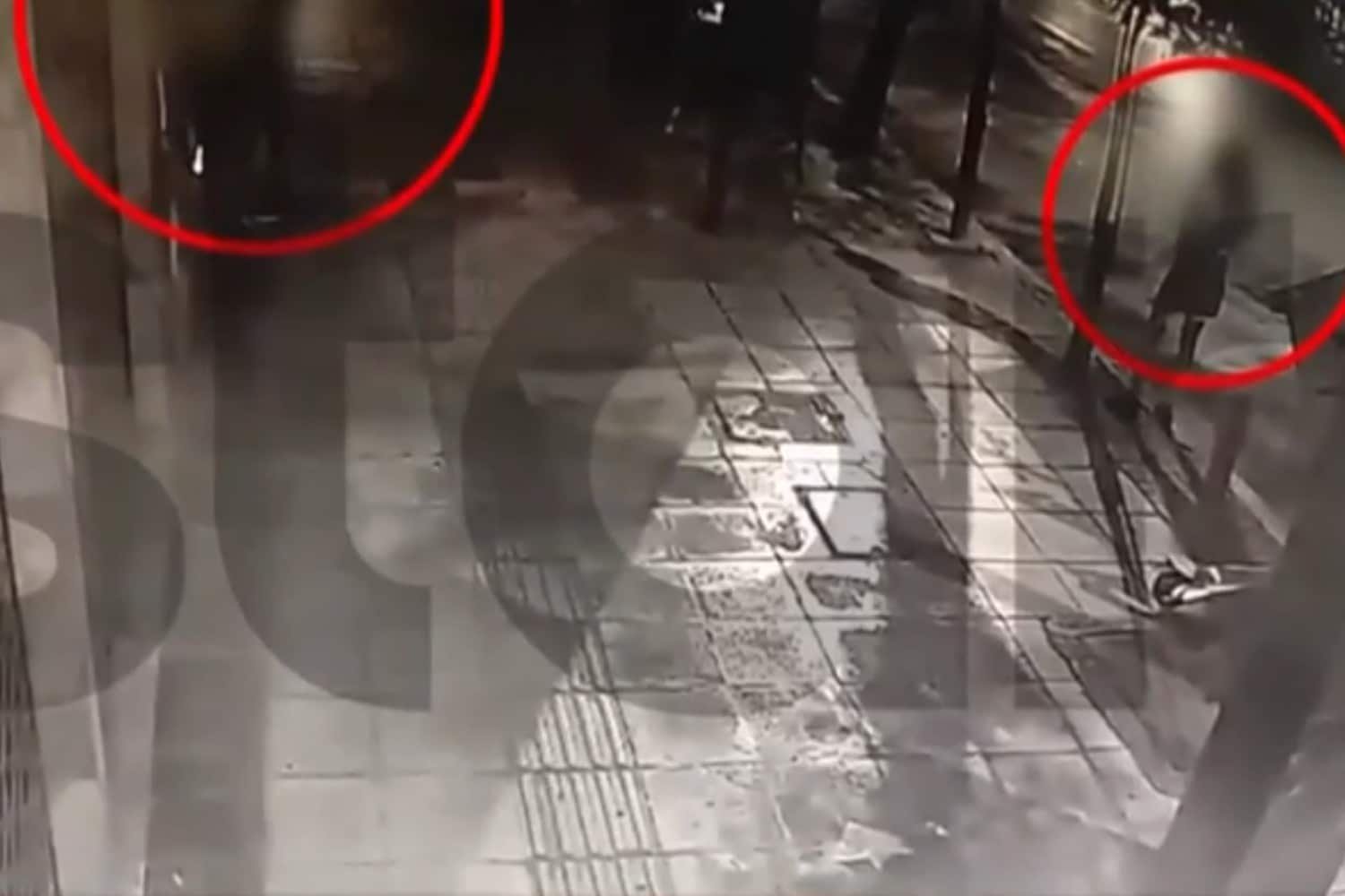 Έξυπνο Κόλπο με Πατίνια: Ρομά Προσποιούνταν Ζευγάρια και «Έρριχναν» Κλεφτά σε Επιχειρήσεις του Κέντρου της Αθήνας (Δείτε το Βίντεο)