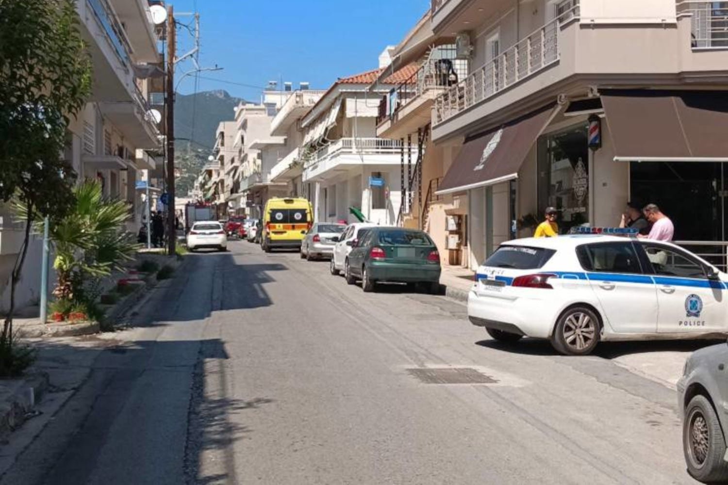 Επιχείρηση της ΕΛ.ΑΣ. στην Καλαμάτα: 43χρονος ταμπουρωμένος στο σπίτι του, σε άσχημη ψυχολογική κατάσταση