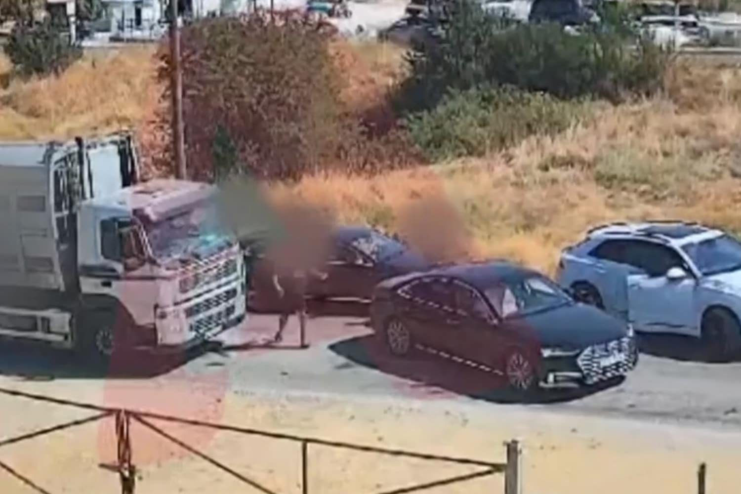 Σοκαριστικό περιστατικό στη Χαλκιδική: Σέρβοι τουρίστες επιτέθηκαν άγρια σε οδηγό απορριμματοφόρου μετά από παρατήρηση
