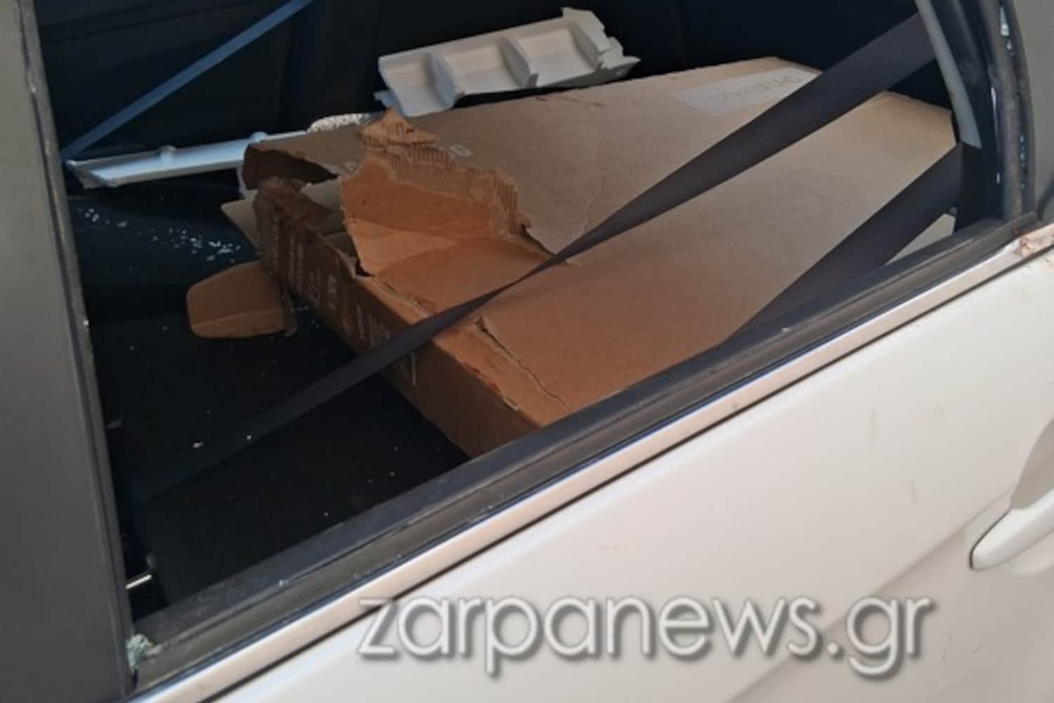 Απίστευτη κλοπή στα Χανιά: Τηλεόραση εκλάπη μετά από παρακολούθηση, με το αυτοκίνητο να υφίσταται σοβαρές ζημιές και ίχνη αίματος στο σημείο