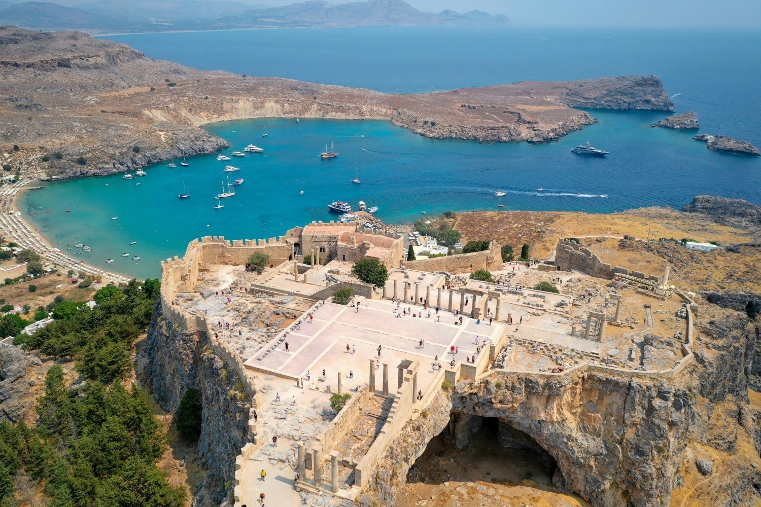 Ρόδος: Στο στόχαστρο της αστυνομίας τρεις Βρετανοί για τη μεγάλη κλοπή χρηματοκιβωτίου αξίας 100.000 ευρώ από σπίτι στο Φαληράκι – Ένας από αυτούς συνελήφθη