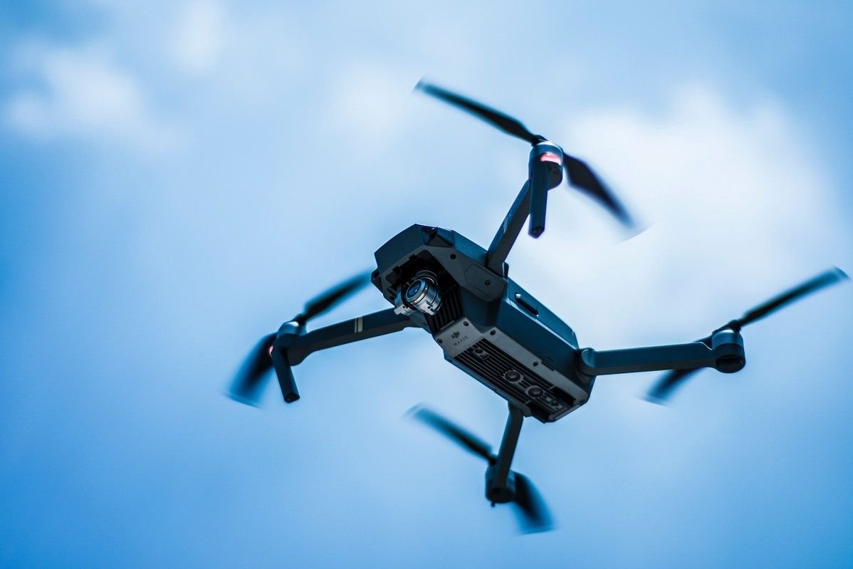 Ουκρανικές Επιθέσεις με Drones Στοχεύουν Αποθήκες της Ρωσικής Ozon: Διεύρυνση της Εκστρατείας κατά των Εφοδιαστικών Υποδομών