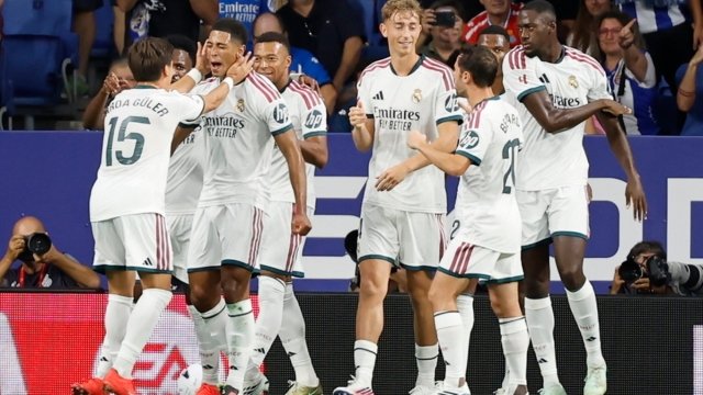 Οδηγός Αθλητικών Μεταδόσεων: Champions League Playoffs, Ρεάλ Μαδρίτης και Ελλάδα vs Σερβία
