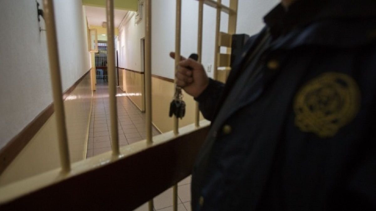 Σέρρες: 23 άτομα κρίθηκαν ένοχοι και οδηγούνται στη φυλακή για τα σοβαρά επεισόδια στη δομή ασύλου στο «Κλειδί»