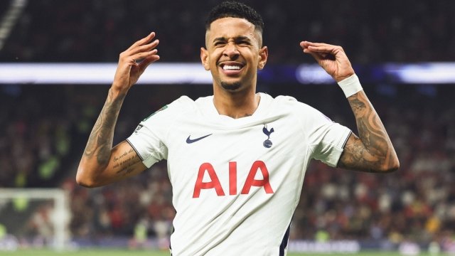 Carabao Cup: Άνετη πρόκριση για Τότεναμ και Έβερτον, δυσκολίες για Νιουκάστλ