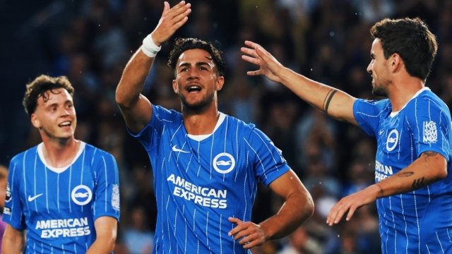 Conference League: Η Μπράιτον προκρίνεται άνετα στην League Phase με γκολ Κωστούλα, ενώ η Πάφος εξασφαλίζει την πρόκριση μετά από “θρίλερ”