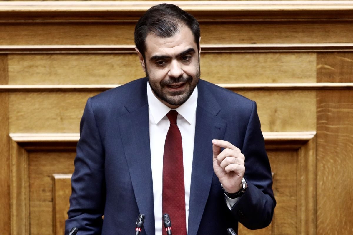 Μείζον πολιτικό θέμα η υπερψήφιση Ακρίτα από το ΠΑΣΟΚ, σύμφωνα με τον κυβερνητικό εκπρόσωπο Παύλο Μαρινάκη
