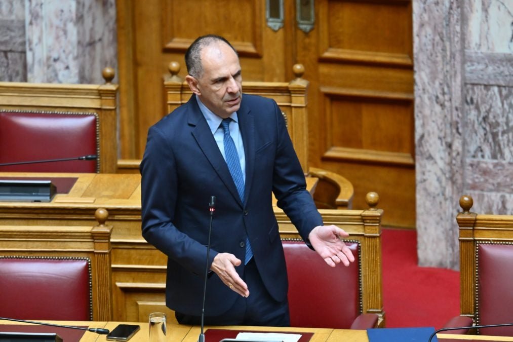 Έντονη αντιπαράθεση στη Βουλή: Γεραπετρίτης και Καζαμίας «διασταυρώνουν τα ξίφη» τους για τα ελληνοτουρκικά, τα θαλάσσια πάρκα και τη διεθνή πολιτική