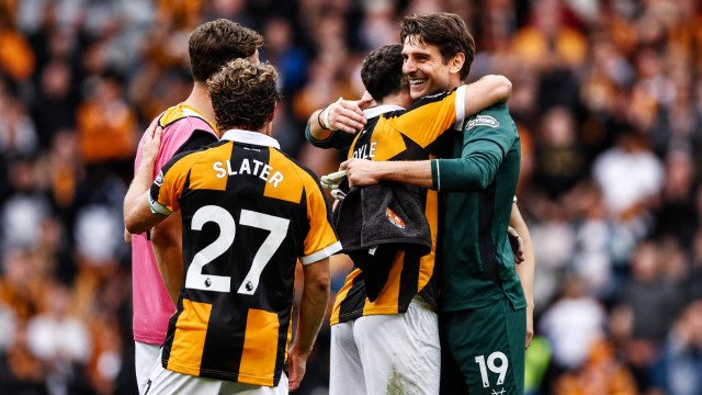 Πρωτιά στην Premier League για τη Χαλ: Νίκη 1-0 επί της Κόβεντρι με «μαγική» εμφάνιση Τζολάκη και γκολ Μίλαρ