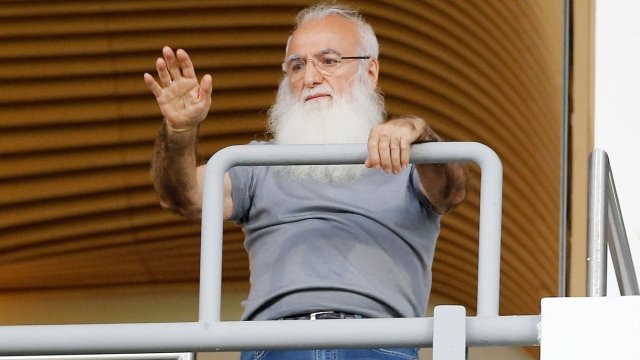 Ο Ιβάν Σαββίδης στην προπόνηση του ΠΑΟΚ: Συναγερμός και αποφασιστικότητα μετά τον ευρωπαϊκό αποκλεισμό