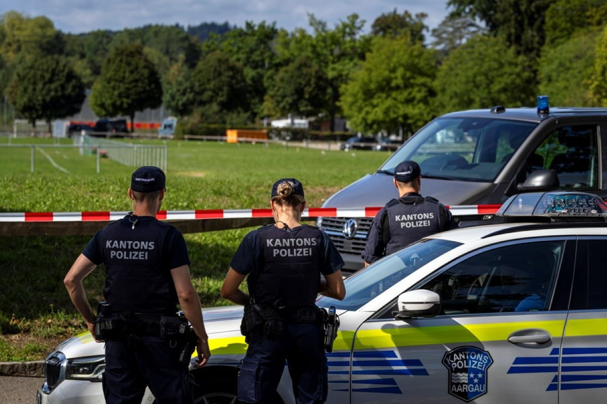 Ελβετία: Εκτεταμένη αστυνομική έρευνα για τον εντοπισμό των δραστών ένοπλης επίθεσης σε rave party