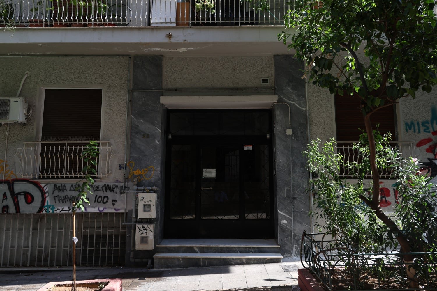 Τραγική ανακάλυψη στην Κυψέλη: Βρέφος εννέα μηνών εντοπίστηκε νεκρό σε βαλίτσα – Καταθέσεις ανηλίκων στο επίκεντρο της έρευνας