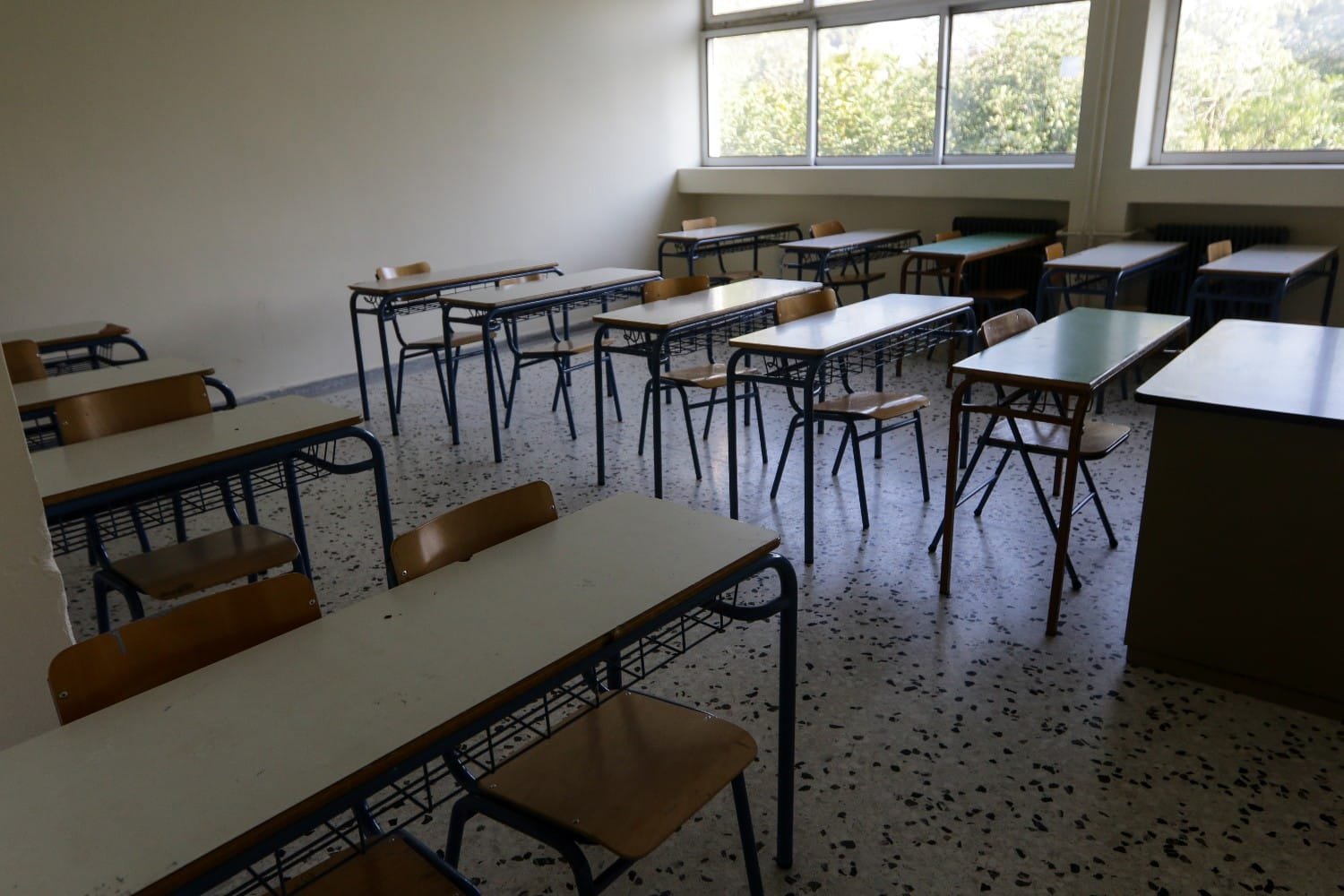 Στο εδώλιο 58χρονος καθηγητής για ασέλγεια σε 16χρονη μαθήτρια στη Λάρισα – «Η ανήλικη παραμένει σε σοβαρή ψυχολογική κατάσταση»