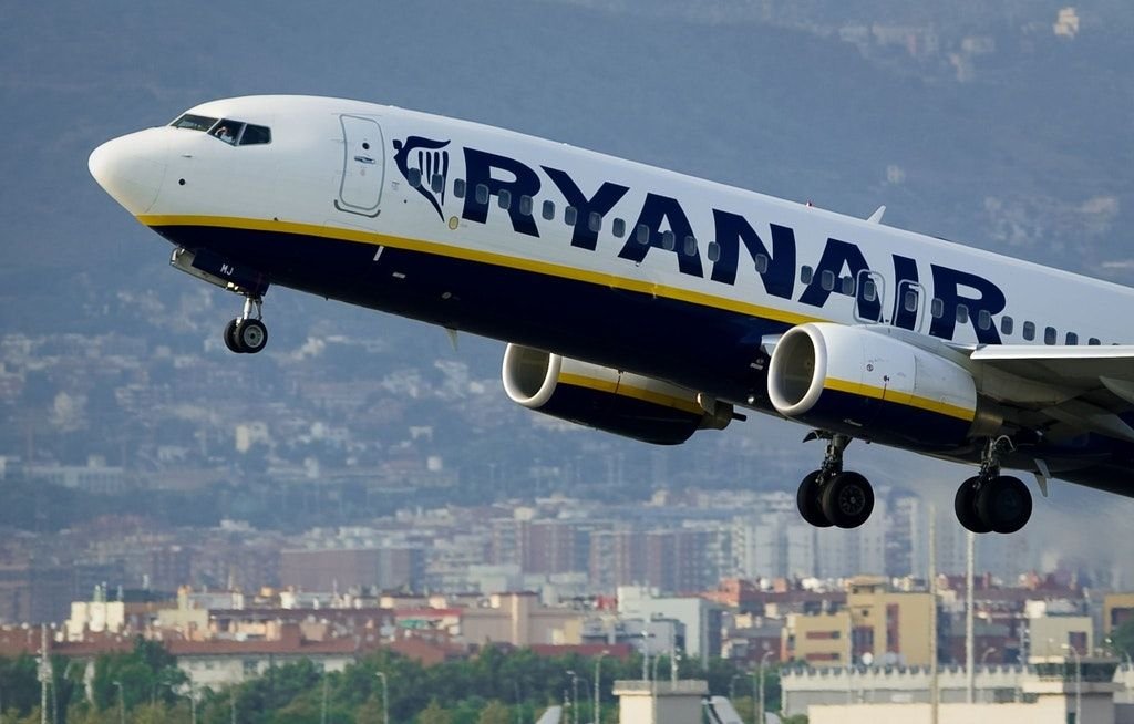 Ryanair: Νέα Καταγγελία για Βλάβες στο Ελληνικό Σύστημα Ελέγχου Εναέριας Κυκλοφορίας – Ζητά Επέμβαση της Ευρωπαϊκής Επιτροπής