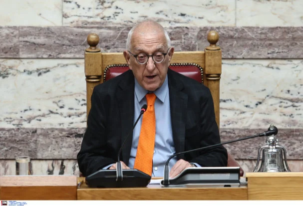Κακλαμάνης: Καταδικάζει τις επιθέσεις στα γραφεία των Παπαθανάση-Λοβέρδου - «Δεν φοβόμαστε, δεν πτοούμαστε, δεν λυγίζουμε»