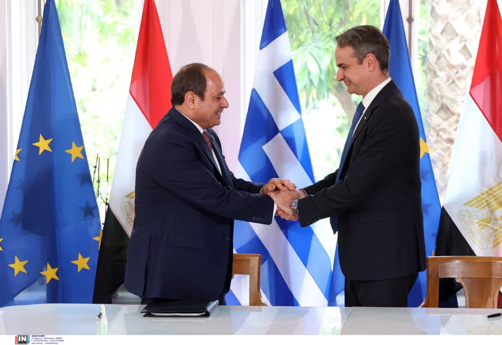 Στο Ελ Αλαμέιν ο Κυριάκος Μητσοτάκης - Η ατζέντα της συνάντησης του Πρωθυπουργού με τον Αλ Σίσι