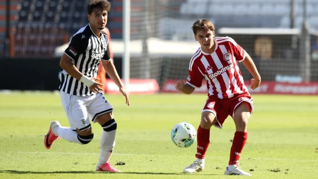 ΠΑΟΚ Β' - Ολυμπιακός Β' 1-1, Super League 2: Μοιρασιά στην Τούμπα με... buzzer beater του Σιφναίου (Βίντεο)