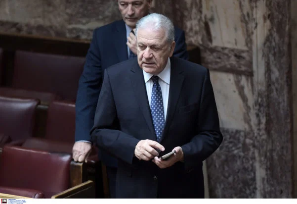 Qatargate: Κλείνει στο Εφετείο ο φάκελος για το ένταλμα σύλληψης του Δημήτρη Αβραμόπουλου - Ανακλήθηκε η εντολή των βελγικών Αρχών