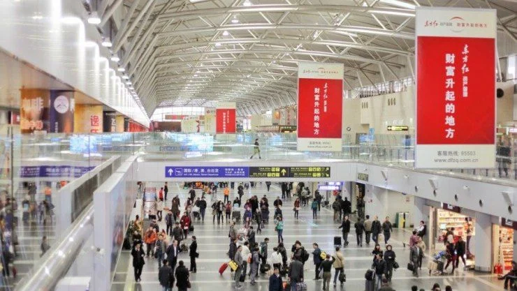 Κίνα: Η διεύρυνση της καταναλωτικής αγοράς συνεχίστηκε στο οκτάμηνο