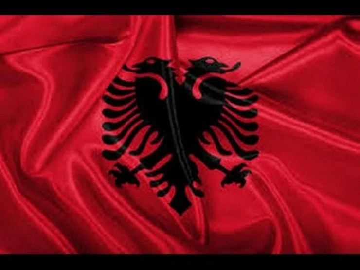 Αλβανία: Ενταλμα σύλληψης της επικεφαλής της υπηρεσίας πληροφοριών
