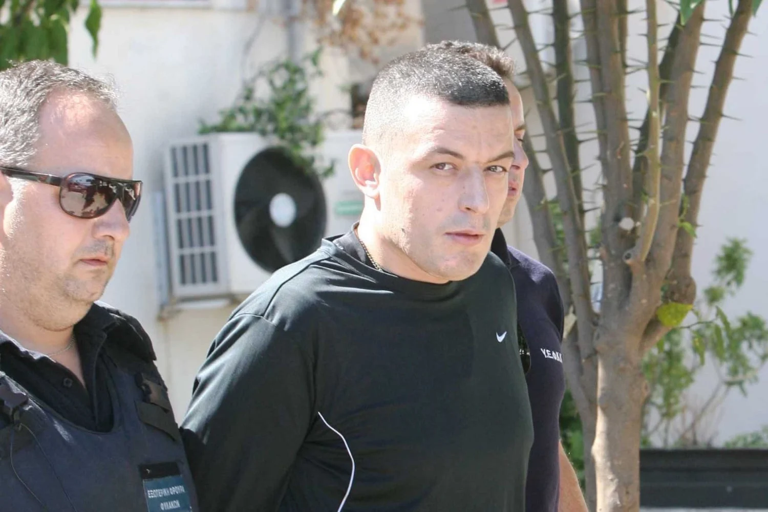 Αποκαλύψεις για τη δολοφονία βαρυποινίτη στον Δομοκό - Πώς εμπλέκεται το όνομα του Αλκέτ Ριζάι - Lawandorder.gr