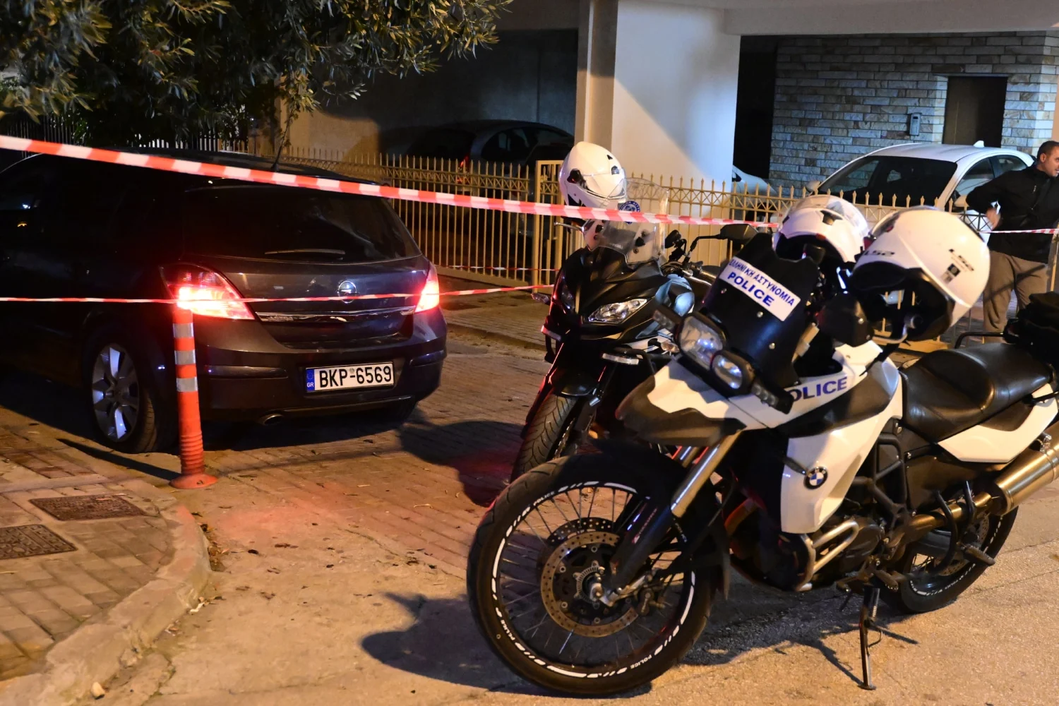 Πύργος: «Μαμά, έλα γρήγορα, με κυνηγούν να με σκοτώσουν» - Καταδίωξαν 12χρονη με πέτρες και γυαλιά - Lawandorder.gr