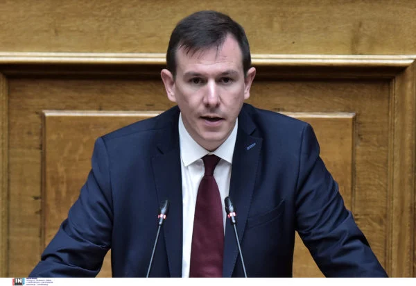 Δουδωνής για αποφυλάκιση Κασιδιάρη: Η Δημοκρατία δεν εκδικείται αλλά δεν ξεχνά - Τι είπε για το βαθμολόγιο στο Δημόσιο