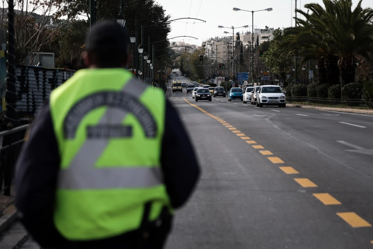 Έλεγχοι της Αστυνομίας για τη μη χρήση κράνους: Βεβαιώθηκαν πάνω από 2.390 παραβάσεις - Lawandorder.gr