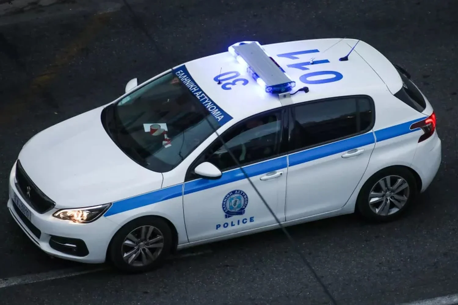 Επεισοδιακή καταδίωξη στην Εγνατία Οδό - Συνελήφθη 29χρονος διακινητής μεταναστών - Lawandorder.gr