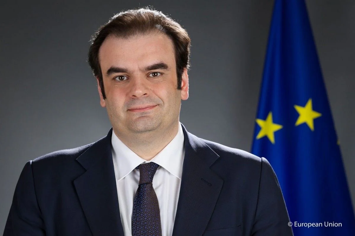 Πιερρακάκης: Ο «κουμπαράς» για τη νέα γενιά ήρθε για να μείνει