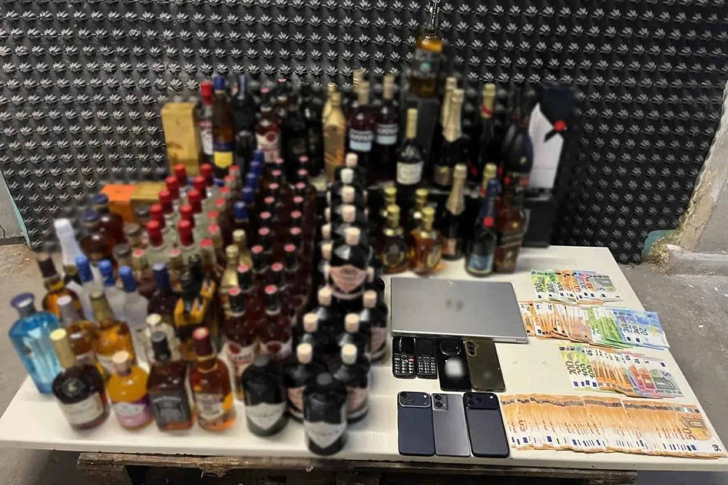 Θεσσαλονίκη: Κακουργηματική δίωξη για το κύκλωμα με τις εικονικές εταιρείες - Πάνω από 13 εκατ. ευρώ η ζημία σε βάρος του Δημοσίου - Lawandorder.gr