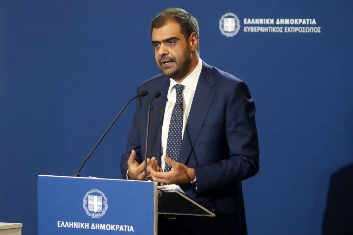 Μαρινάκης: «Εγχειρίδιο πολιτικής απάτης» το πρόγραμμα Τσίπρα - «Πρωθυπουργός των μουσαμάδων»