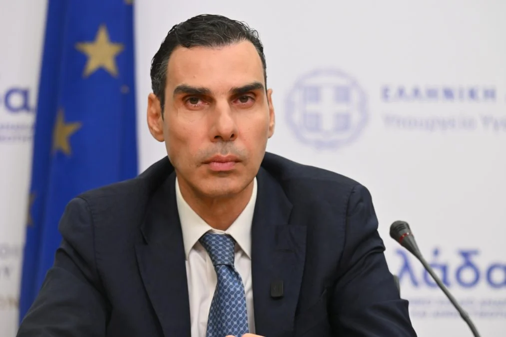 Θεμιστοκλέους στον Realfm 97,8: Παράνομα τα botox σε κομμωτήρια και ινστιτούτα αισθητικής - Να ξέρουν οι πολίτες ότι είναι σαν να πηγαίνουν σε υδραυλικό για να τους χειρουργήσει