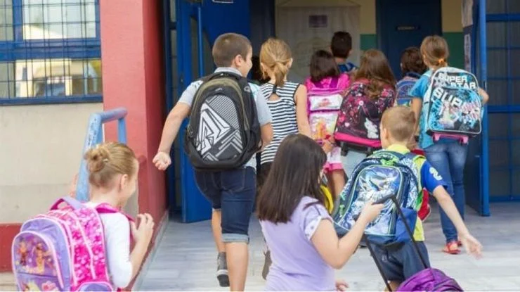 Αύριο το πρώτο κουδούνι για τη νέα σχολική χρονιά
