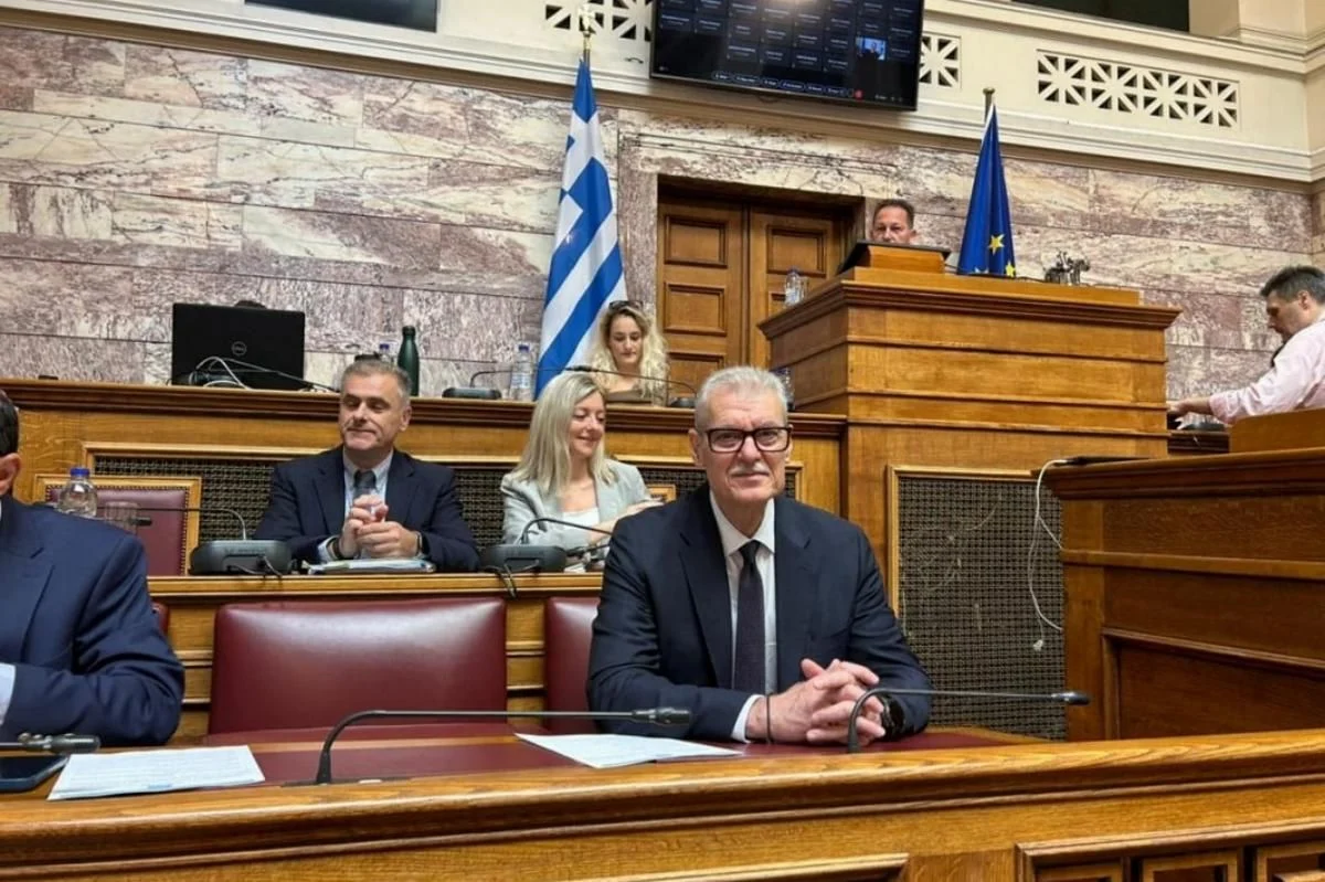 Τουρνάς: Από 13.000 σε 18.500 το προσωπικό του Πυροσβεστικού Σώματος