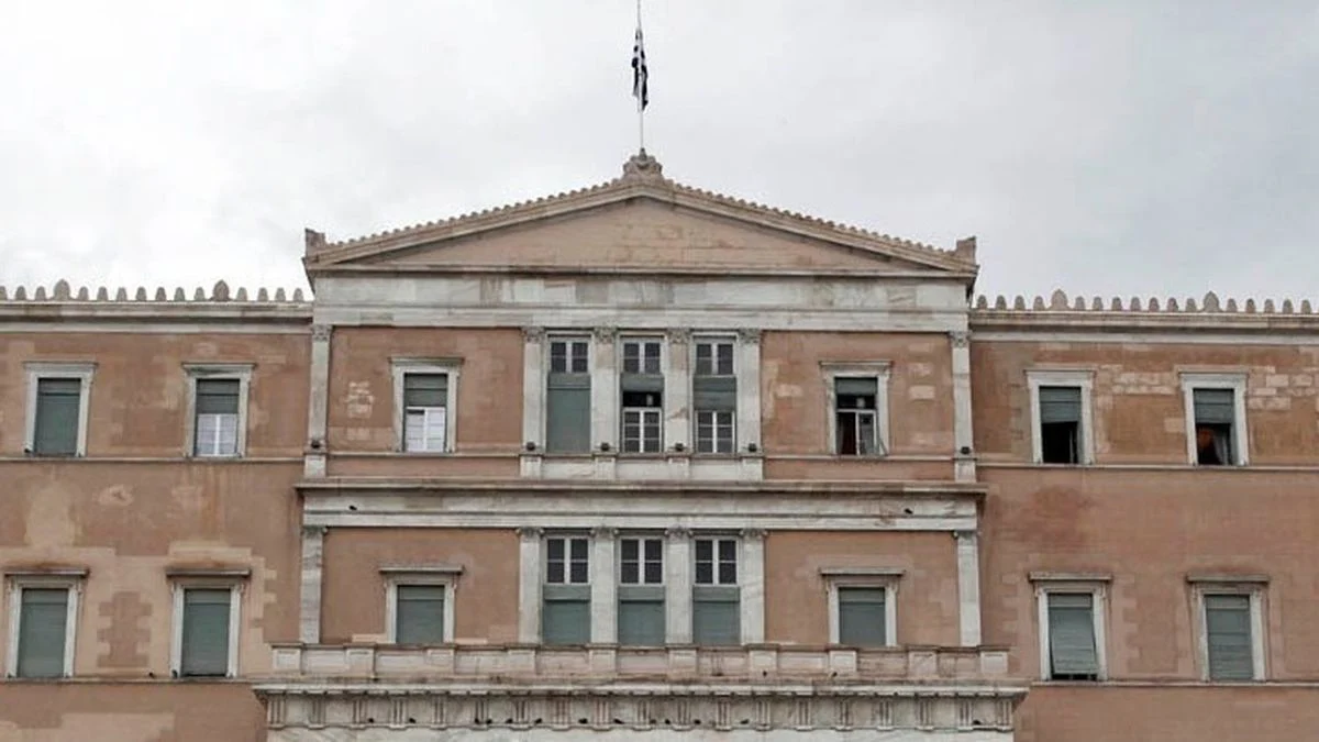 Η Βουλή θα επισκευάσει δύο κατοικίες στο Καστελλόριζο για αγροτικούς ιατρούς/νοσηλευτές και εκπαιδευτικούς