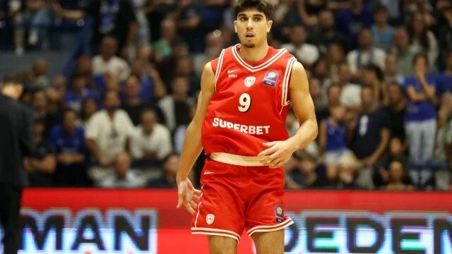 Ολυμπιακός: Νοκ άουτ ο Πλώτας, στις ΗΠΑ ο Χολ - Το διάστημα που θα απουσιάσουν