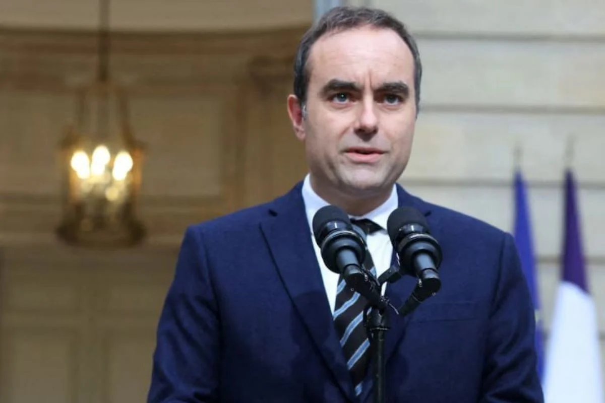 Λεκορνί: «Κανείς δεν θα επιβάλει την πολιτική του ατζέντα μέσω της βίας», δήλωσε ο Γάλλος πρωθυπουργός για τους διαδηλωτές