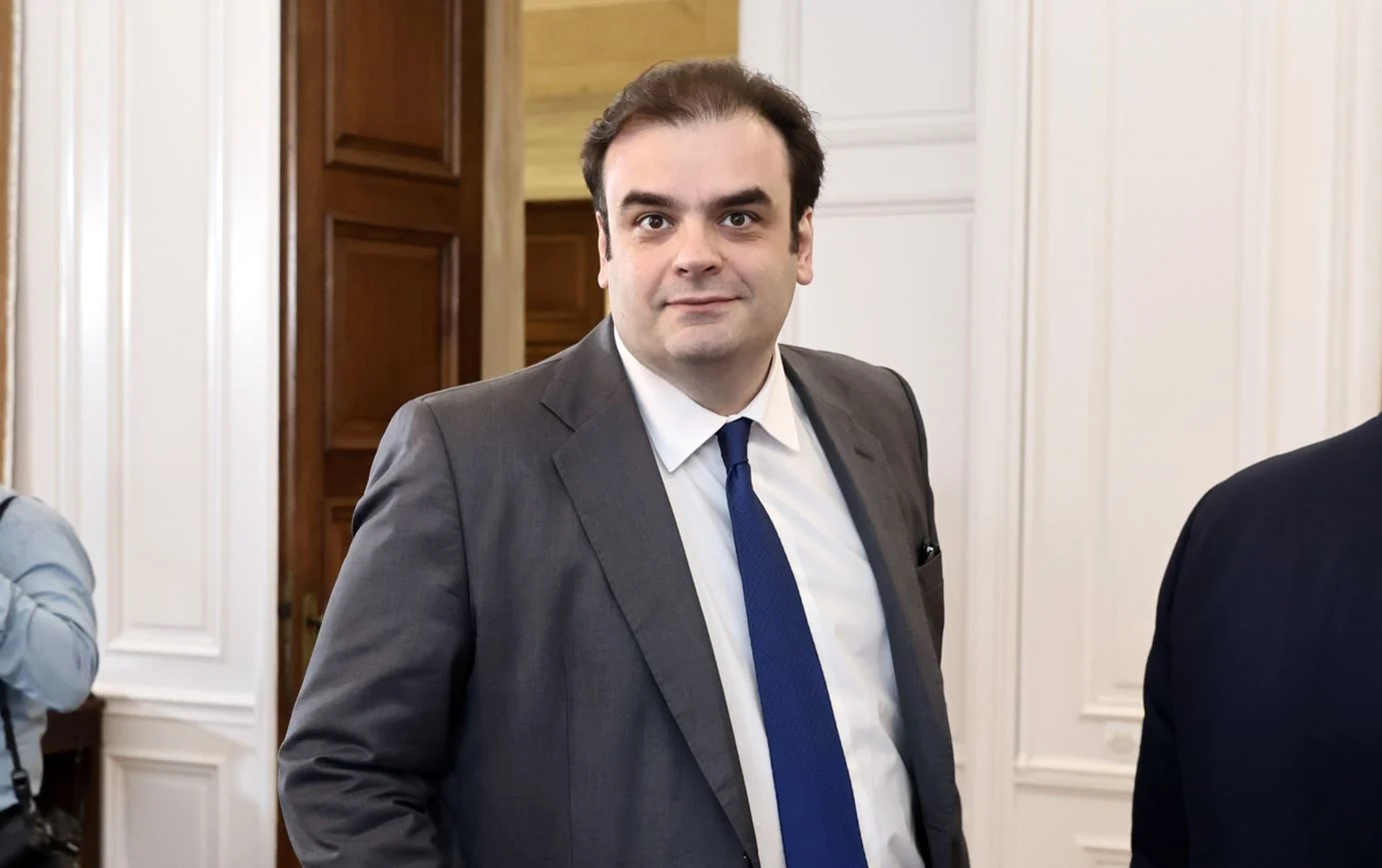 Νέα ρύθμιση χρεών για τις 120 δόσεις: Αυτή είναι η διαδικασία για την ένταξη-Όλα όσα λέει ο Πιερρακάκης - enikonomia.gr