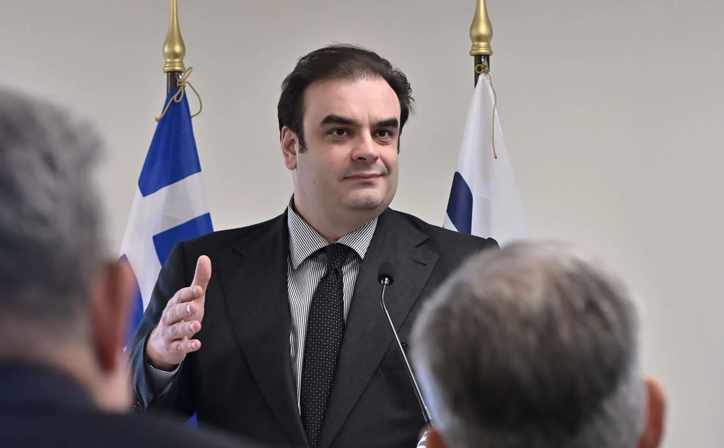 Πιερρακάκης για παράνομο τζόγο: Περίπου 1,8 δισ. ευρώ ο τζίρος το 2025 - Κατατέθηκαν μηνύσεις σε 18 influencers - enikonomia.gr
