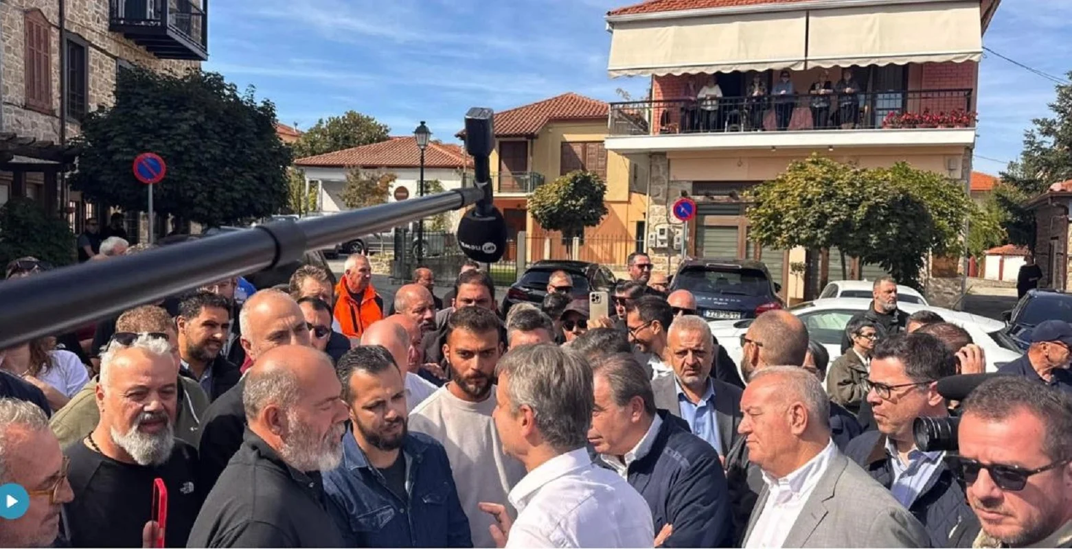 Συνάντηση Μητσοτάκη με αλιείς στη Χαλκιδική: «Θα δούμε τι παραπάνω μπορούμε να κάνουμε - Θα ασχοληθώ προσωπικά με το θέμα»
