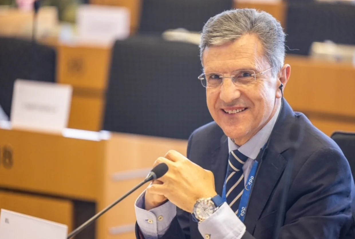 Γιώργος Αυτιάς σε Φον Ντερ Λάιεν: «Υιοθετήστε την πρόταση του Έλληνα Πρωθυπουργού για να στηριχθούν οι κοινωνίες»