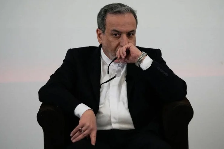 Αραγτσί: "Δεν υπάρχει στρατιωτική λύση στη σύγκρουση"