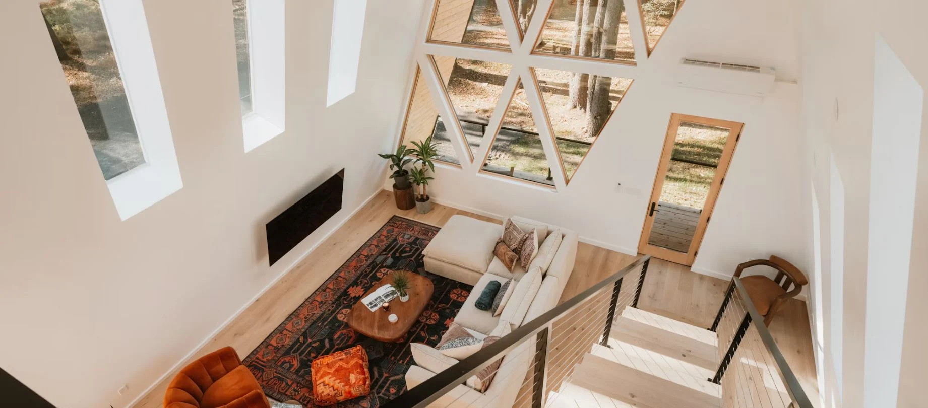 Βραχυχρόνιες μισθώσεις τύπου Airbnb: Τι δείχνουν τα νέα στοιχεία για τα έσοδα - enikonomia.gr