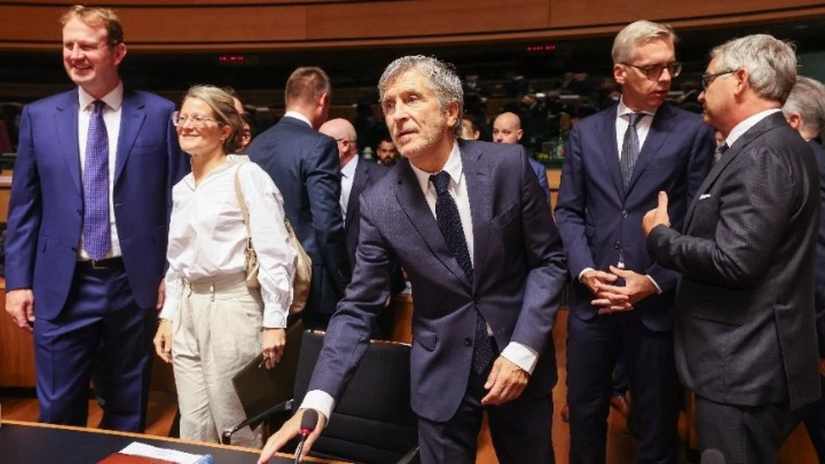 Ευρωπαϊκή «στροφή»: Πράσινο φως για κέντρα μεταναστών εκτός ΕΕ