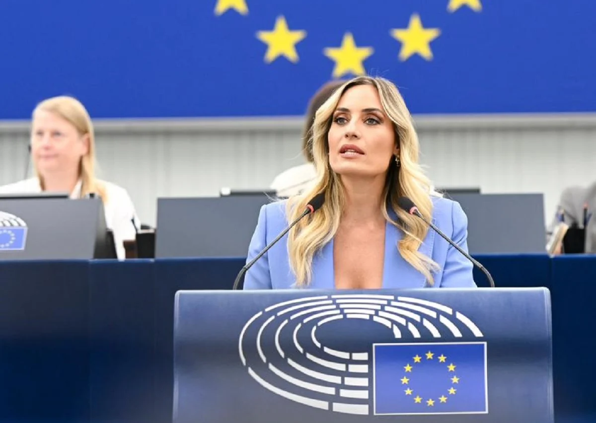 Ελεονώρα Μελέτη στο Ευρωκοινοβούλιο: «Ξέρετε πόσοι εργοδότες εκβιάζονται από εργαζόμενους;» - Οι αντιδράσεις