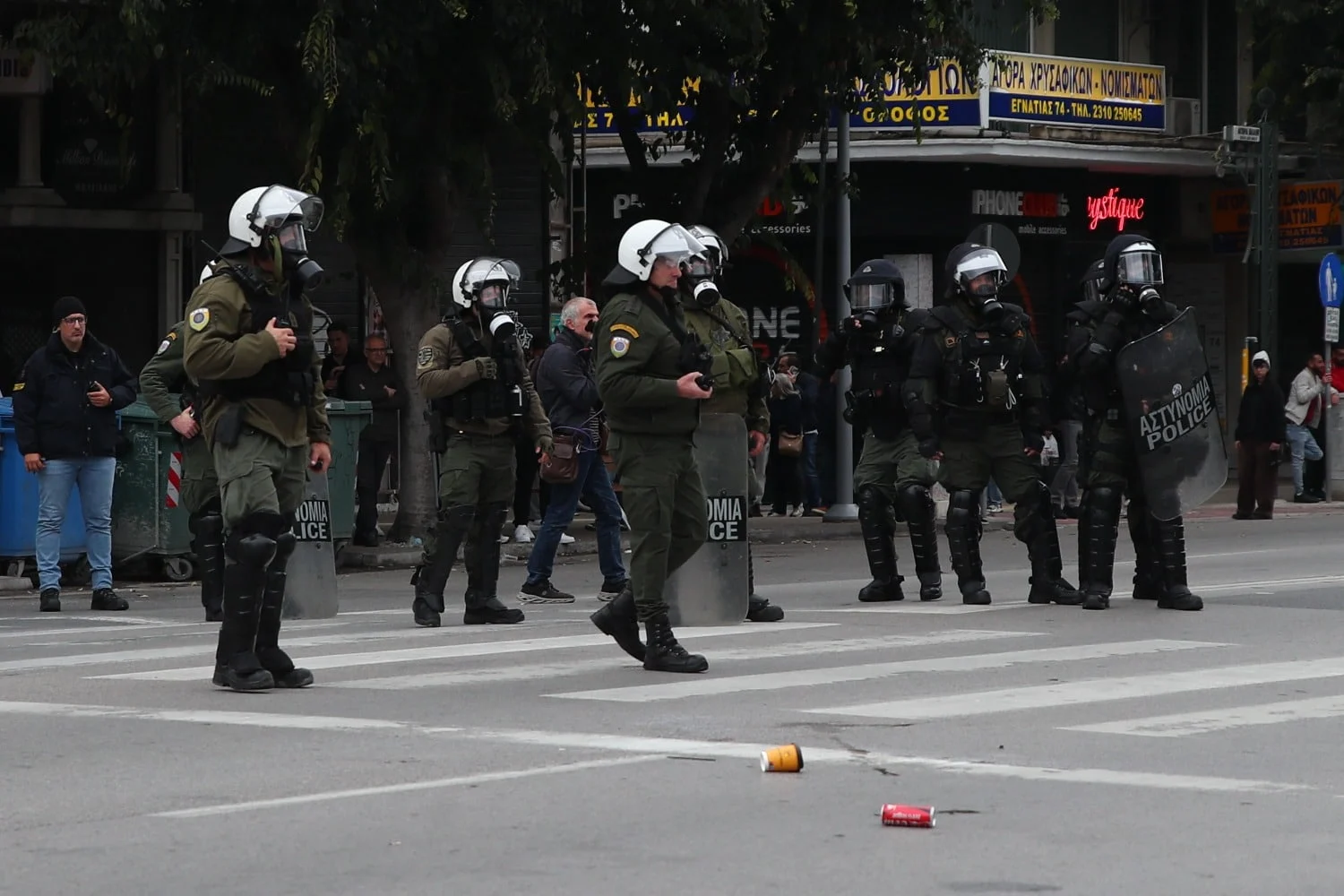 Θεσσαλονίκη: Έξι προσαγωγές μετά τα επεισόδια στο κέντρο της πόλης